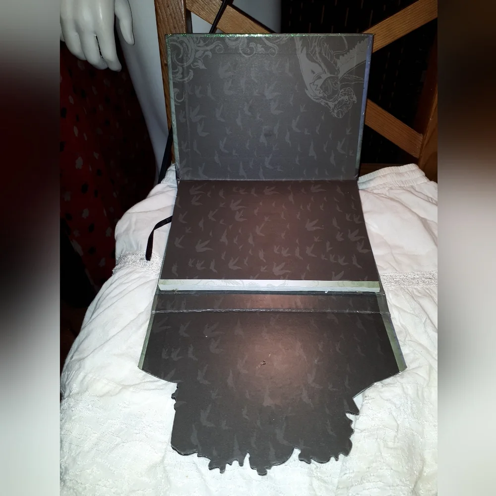 Journal, notebook - Picture 2 of 4